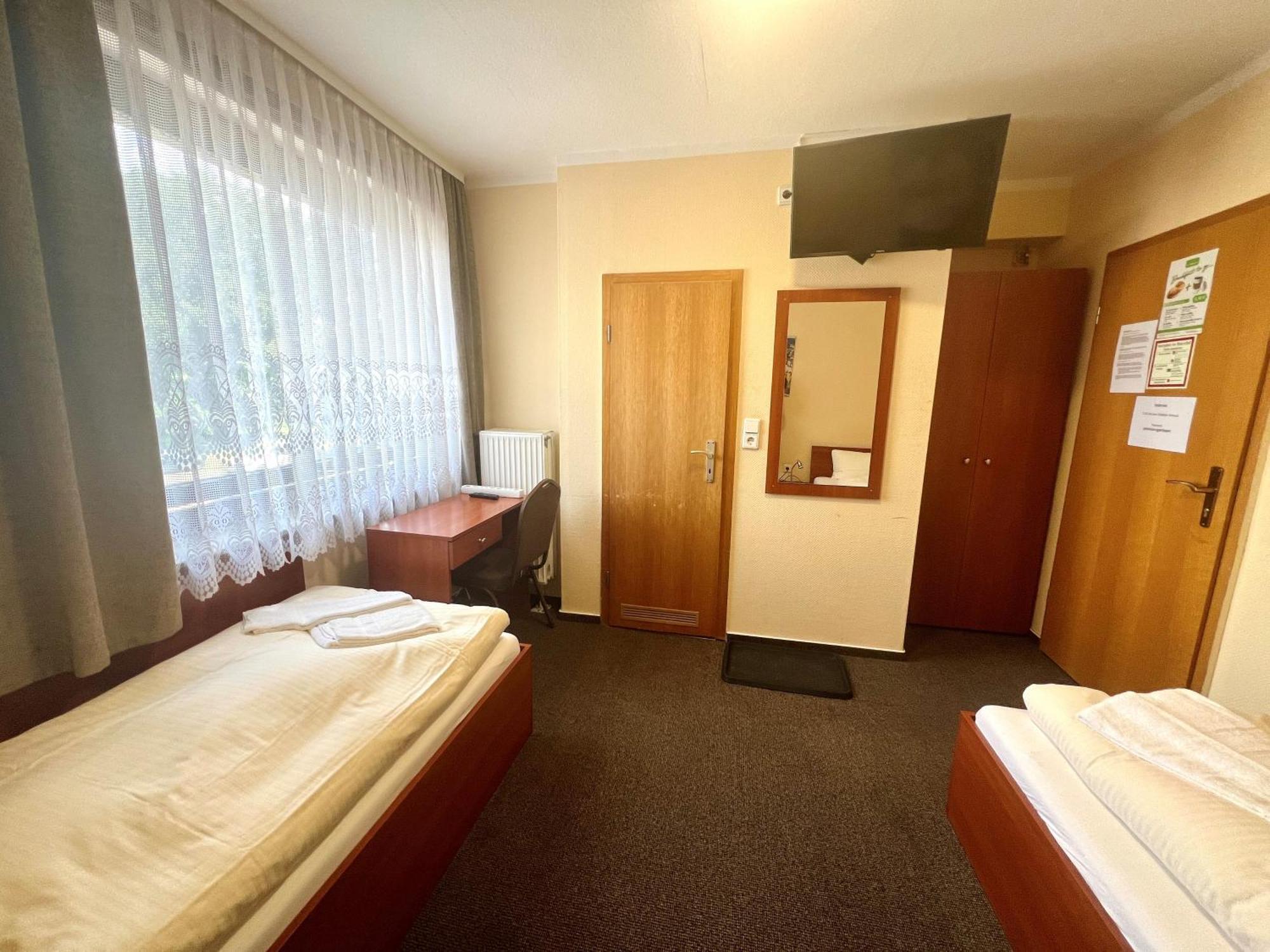 Pension Garbsen Extérieur photo