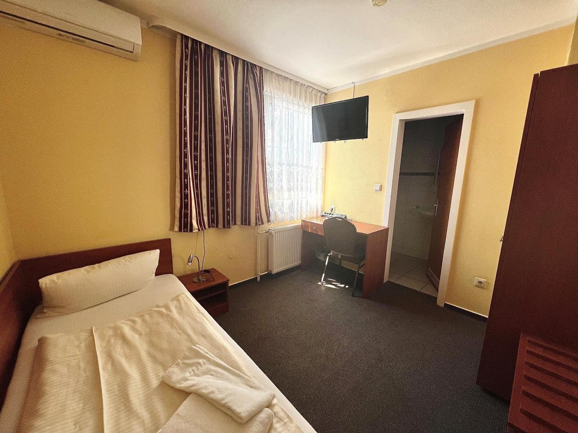 Pension Garbsen Extérieur photo